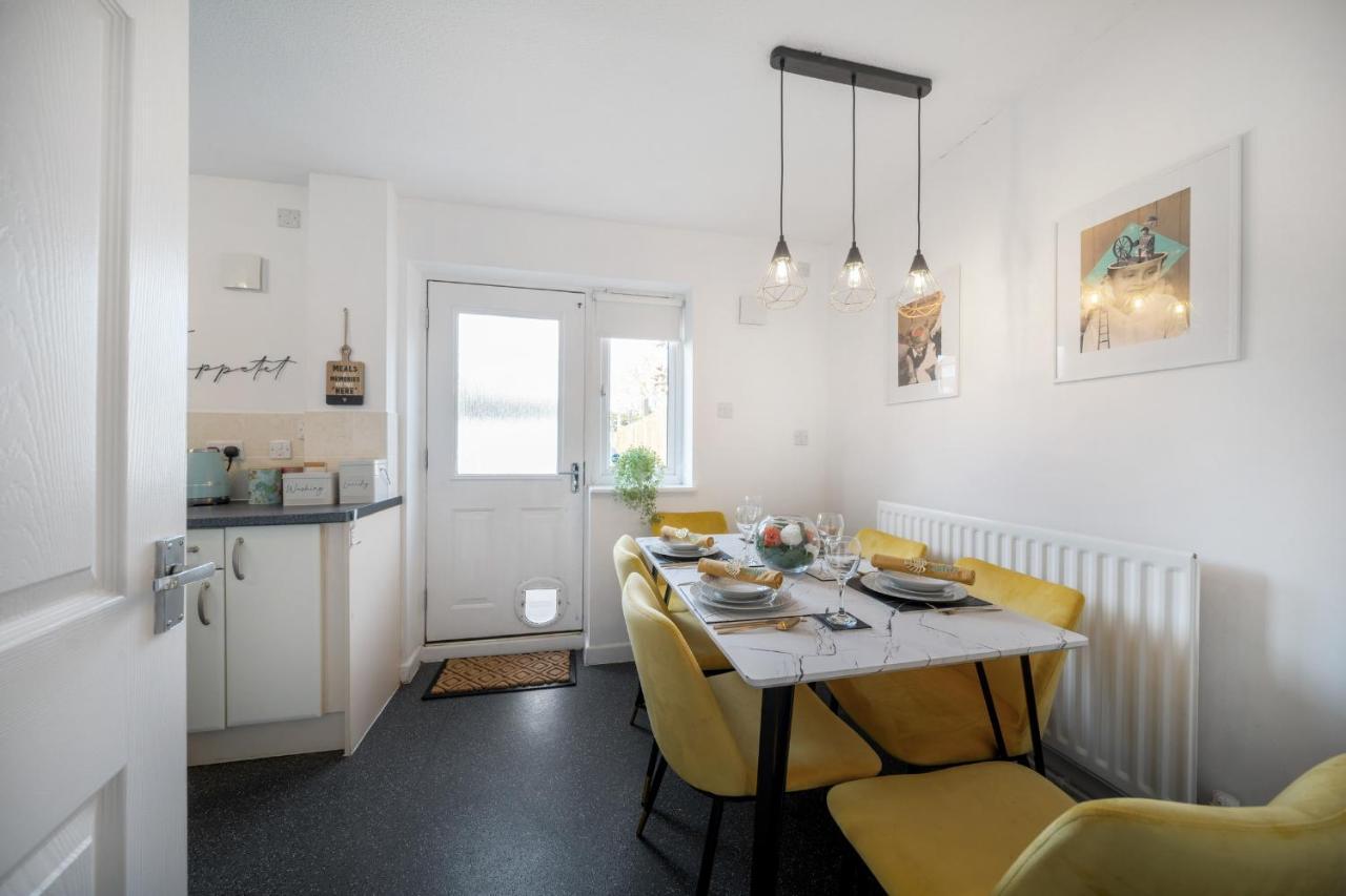 קובנטרי Stylish 3 Bed House, Large Garden, Parking, Wifi - Esho Stays מראה חיצוני תמונה